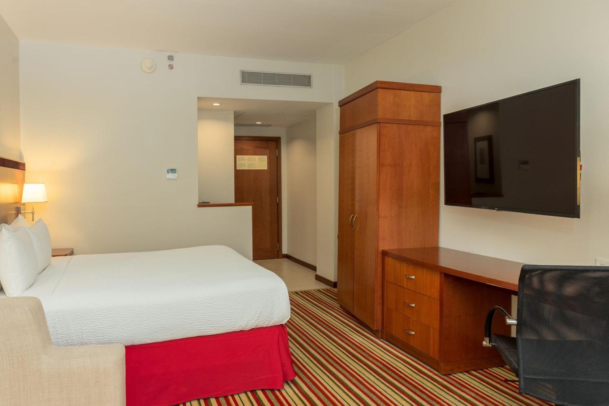 Courtyard by Marriott Panama Multiplaza Mall Kültér fotó